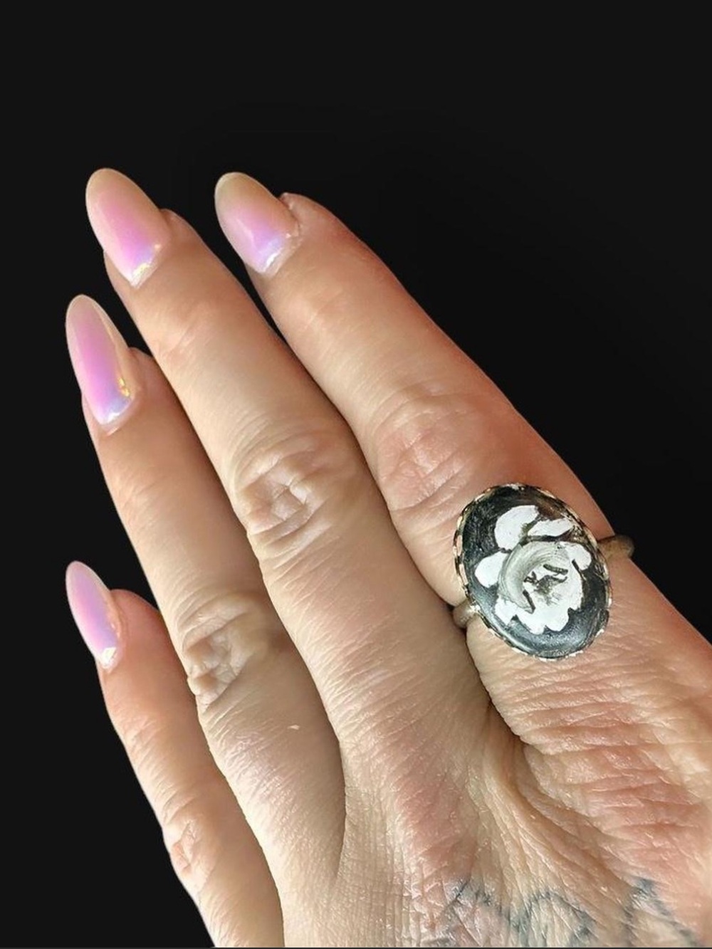 Sterling Silver White Rose Cameo Ring - Women's Floral Jewelry